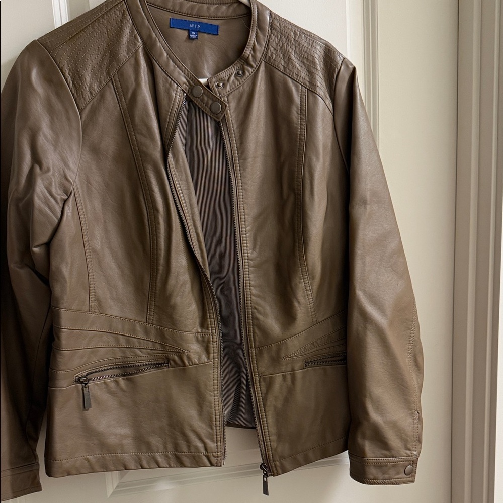 Women’s Brown Leather Jacket